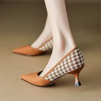 Женские туфли-лодочки 2023, Весенние модельные туфли на высоком каблуке в лоскутную клетку, туфли-лодочки с острым носком, Дизайнерские туфли без застежки на шпильке 1061N